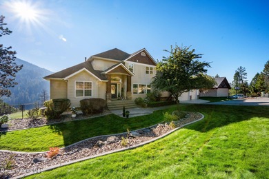 Lake Home For Sale in Coeur d Alene, Idaho