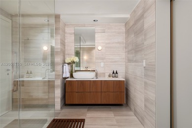 Discover refined waterfront living at The Ritz Carlton - photo 23