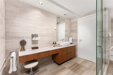 Discover refined waterfront living at The Ritz Carlton - photo 24