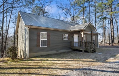 Charming and move-in ready, this well maintained 3 bedroom, 2 - photo 26