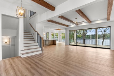 'PENNY'S PLACE' SET ALONG THE SHORELINE OF LAKE OCONEE, IS A - photo 28
