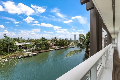 Discover refined waterfront living at The Ritz Carlton - photo 32