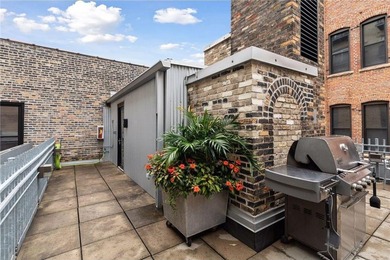 This beautifully maintained, open-concept condo/loft at River - photo 35