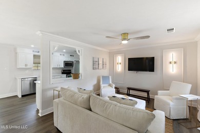 This charming cottage in Bay St. Louis is delightful. With its - photo 4
