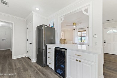 This charming cottage in Bay St. Louis is delightful. With its - photo 7