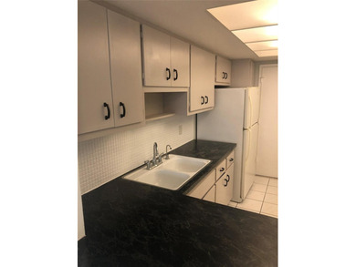 (private lake, pond, coastal) Condo Active Under Contract in Miami Florida