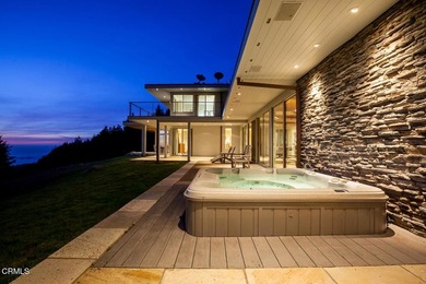 A palatial offering in Little River, CA, minutes south of - photo 1