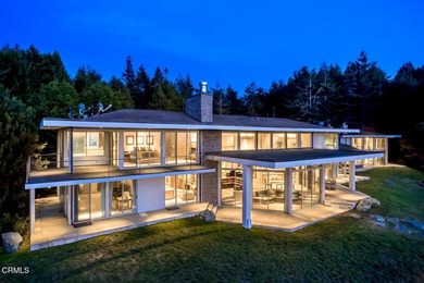 A palatial offering in Little River, CA, minutes south of - photo 2