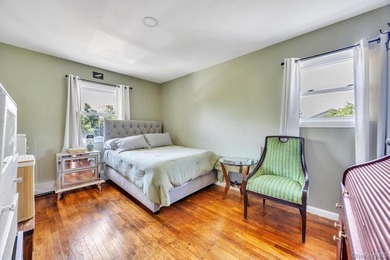 Expanded 4 bed, 4 bath Colonial featuring a full finished - photo 15