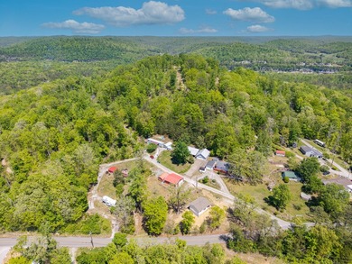 Charming Fully Remodeled Tiny Home Near the Water! This adorable - photo 24