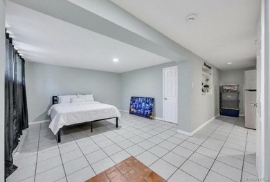 Expanded 4 bed, 4 bath Colonial featuring a full finished - photo 25