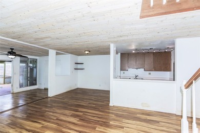 BEST BUY in Mililani! 4 bedrooms, 2.5 bath PUD home with covered - photo 5
