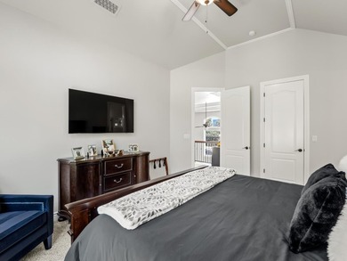 Luxury Living at Brighton Crest! Perfectly positioned - photo 39