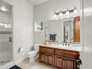 Luxury Living at Brighton Crest! Perfectly positioned - photo 40