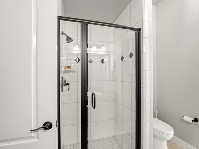 Luxury Living at Brighton Crest! Perfectly positioned - photo 45
