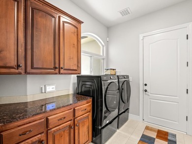 Luxury Living at Brighton Crest! Perfectly positioned - photo 50