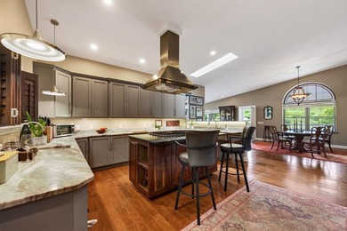 PRIVATE, GATED BLUE RIDGE MOUNTAIN ESTATE on 15.5 unrestricted - photo 6
