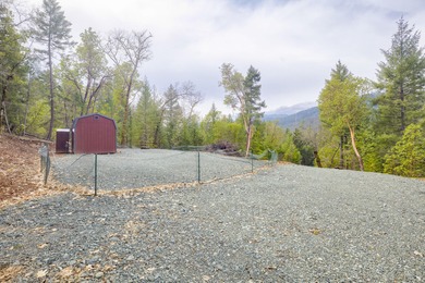 Rogue River Acreage For Sale in Grants Pass Oregon