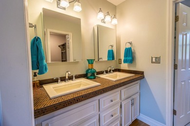 Refined Elegance in Whitehall at its best!l Discover the - photo 6
