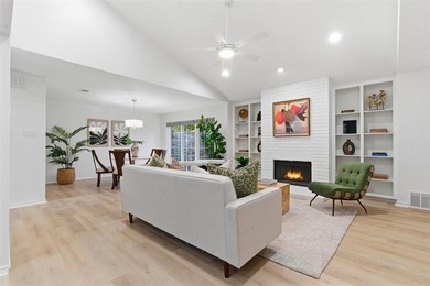 Benbrook Lake Townhome/Townhouse For Sale in Fort Worth Texas