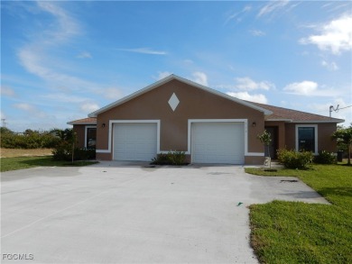 Cape Coral Lakes Area Home For Sale in Cape Coral Florida