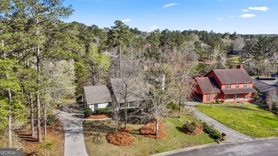 Welcome to your lakefront retreat on beautiful Lake Tobesofkee - photo 3