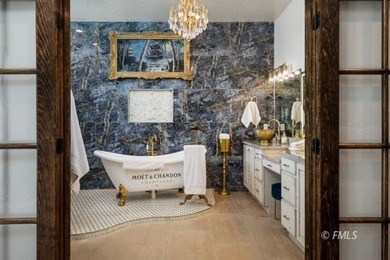 Private and secure oasis in Southern Utah/Northern Arizona - photo 16