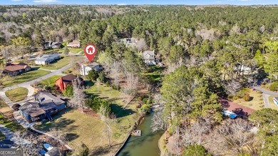 Welcome to your lakefront retreat on beautiful Lake Tobesofkee - photo 6