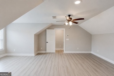 Rare lake-view opportunity in The Courtyards at Bailey Farms, a - photo 19