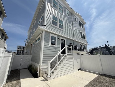**READY FOR YOU TO MOVE IN*** New Construction Coastal - photo 28