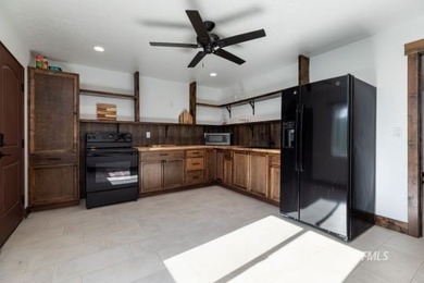 Private and secure oasis in Southern Utah/Northern Arizona - photo 43