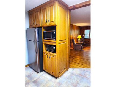 Private Smallwood Oasis! This three bedroom, one full and one - photo 8