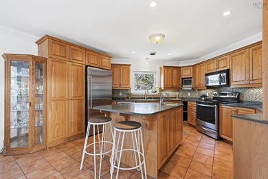 Some homes offer a view. This one offers much more. Set on 317 - photo 8