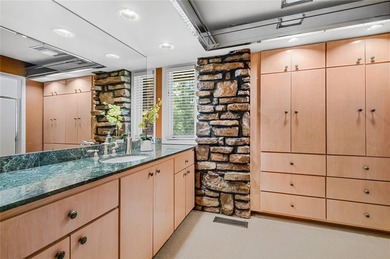 Seize the opportunity to own a one-of-a-kind property in - photo 8