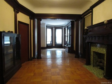 Charming 19th Century Historic Mansion landmarked in the - photo 4