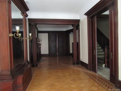 Charming 19th Century Historic Mansion landmarked in the - photo 8