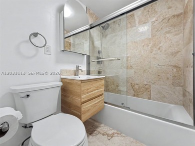 Welcome to this stunning , move-in-ready townhome style condo - photo 11