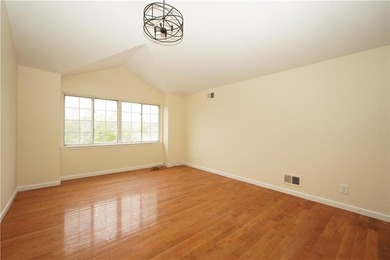 Presenting you to this well-maintained 2-stories single-family - photo 13