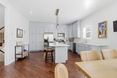 Tucked into the charming Wraggborough neighborhood, this home - photo 8