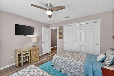 Under contract-accepting backup offers. FANTASTIC, TURNKEY 2/2 - photo 25