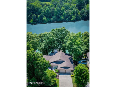 Lake Home For Sale in Loudon, Tennessee