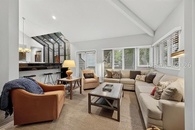 In the heart of Palmetto Dunes, this beautiful villa is the kind - photo 2