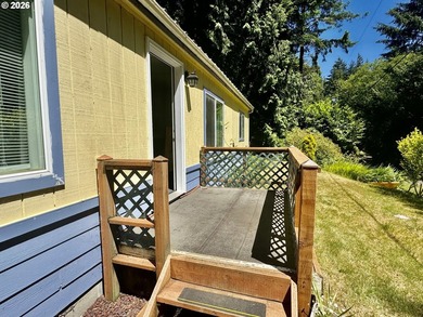 Welcome home to this 3 bedroom, 2 bathroom double-wide - photo 4