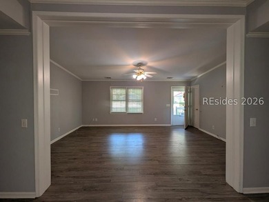 Single-level, elevated 3-bedroom, 2-bath home in the Baywood - photo 3