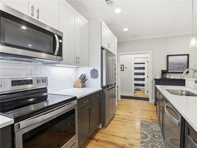 Welcome to your private retreat inside the gated community of - photo 12