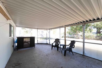Unapproved short sale. Beautifully fully updated 3-bedroom - photo 14