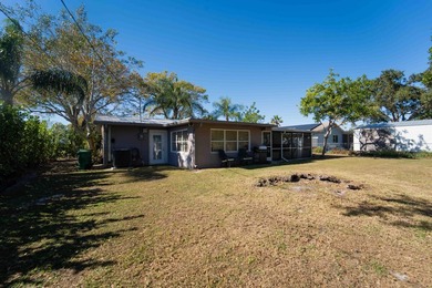 Unapproved short sale. Beautifully fully updated 3-bedroom - photo 15