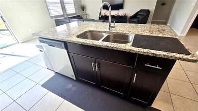Short Sale. - PRICED TO SELL! Welcome to this 2022-built - photo 8
