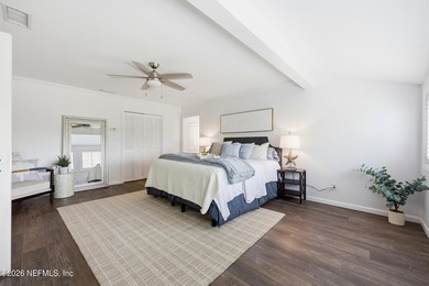 Nestled at the end of a quiet cul-de-sac in the desirable - photo 32