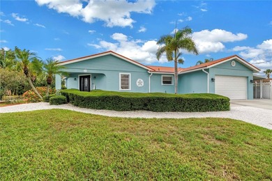 Welcome to luxury waterfront living in the highly desirable Bay - photo 3